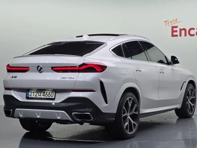2022 BMW X6