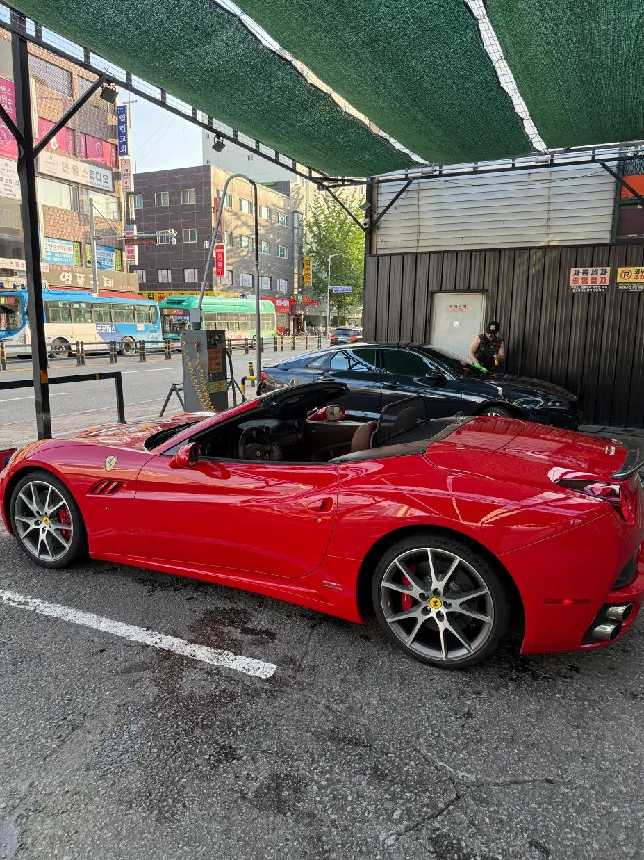 2010 Ferrari California