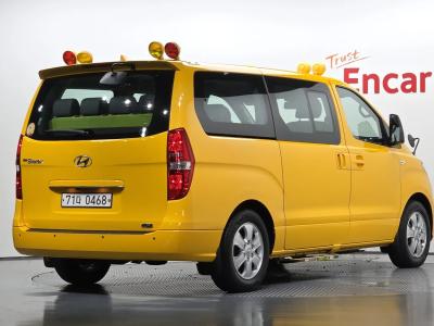 2021 Hyundai Starex