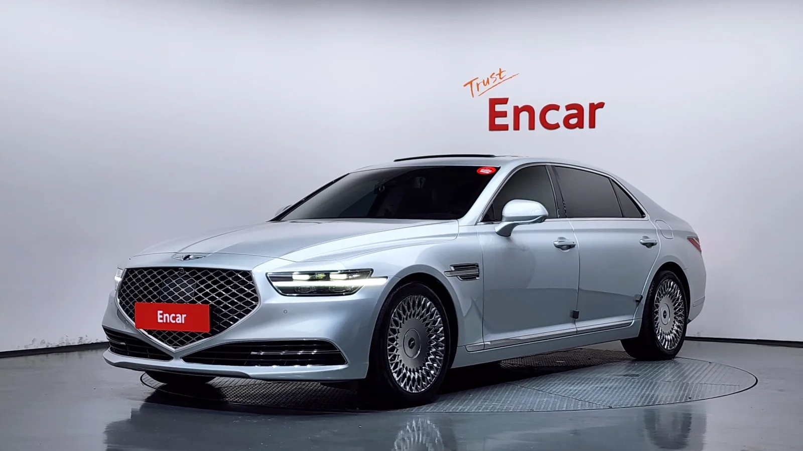 2019 Genesis G90