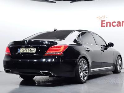 2015 Hyundai Equus