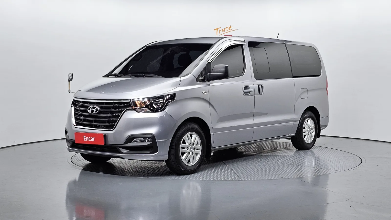 2021 Hyundai Starex