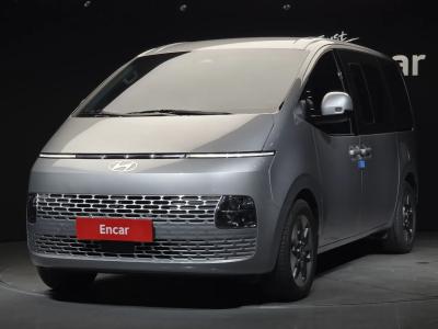 2025 Hyundai Staria