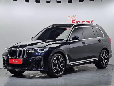 2021 BMW X7
