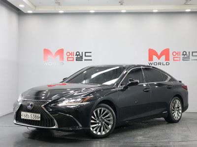 2021 Lexus ES