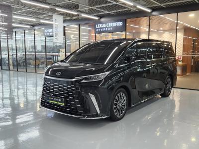 2025 Lexus LM