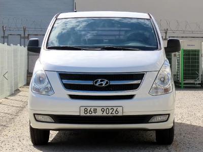 2013 Hyundai Starex
