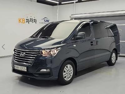 2018 Hyundai Starex
