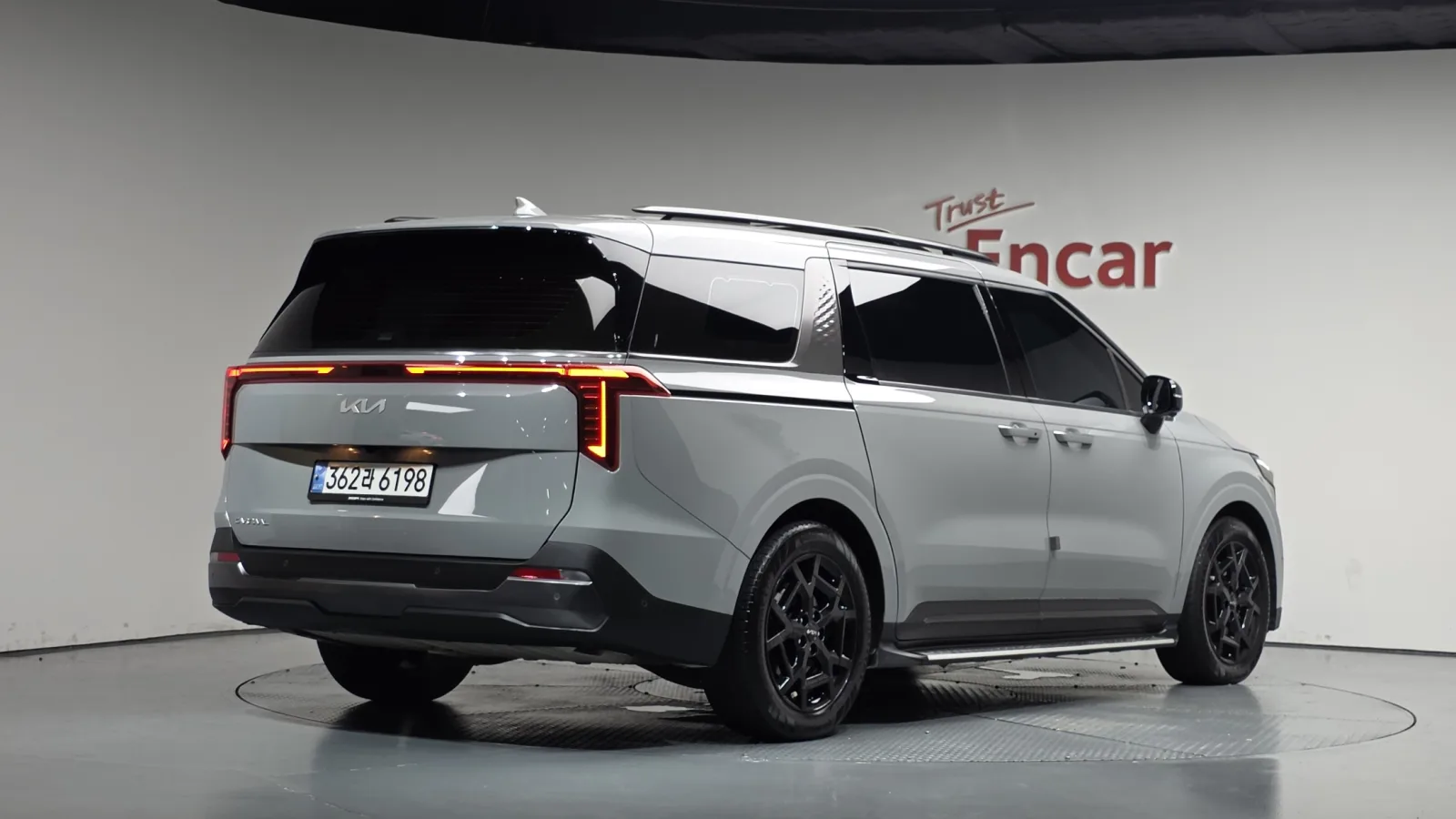 2025 Kia Carnival
