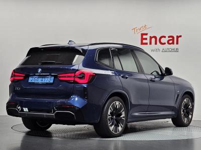 2024 BMW iX3