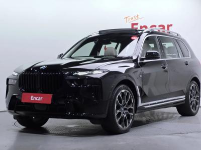 2026 BMW X7