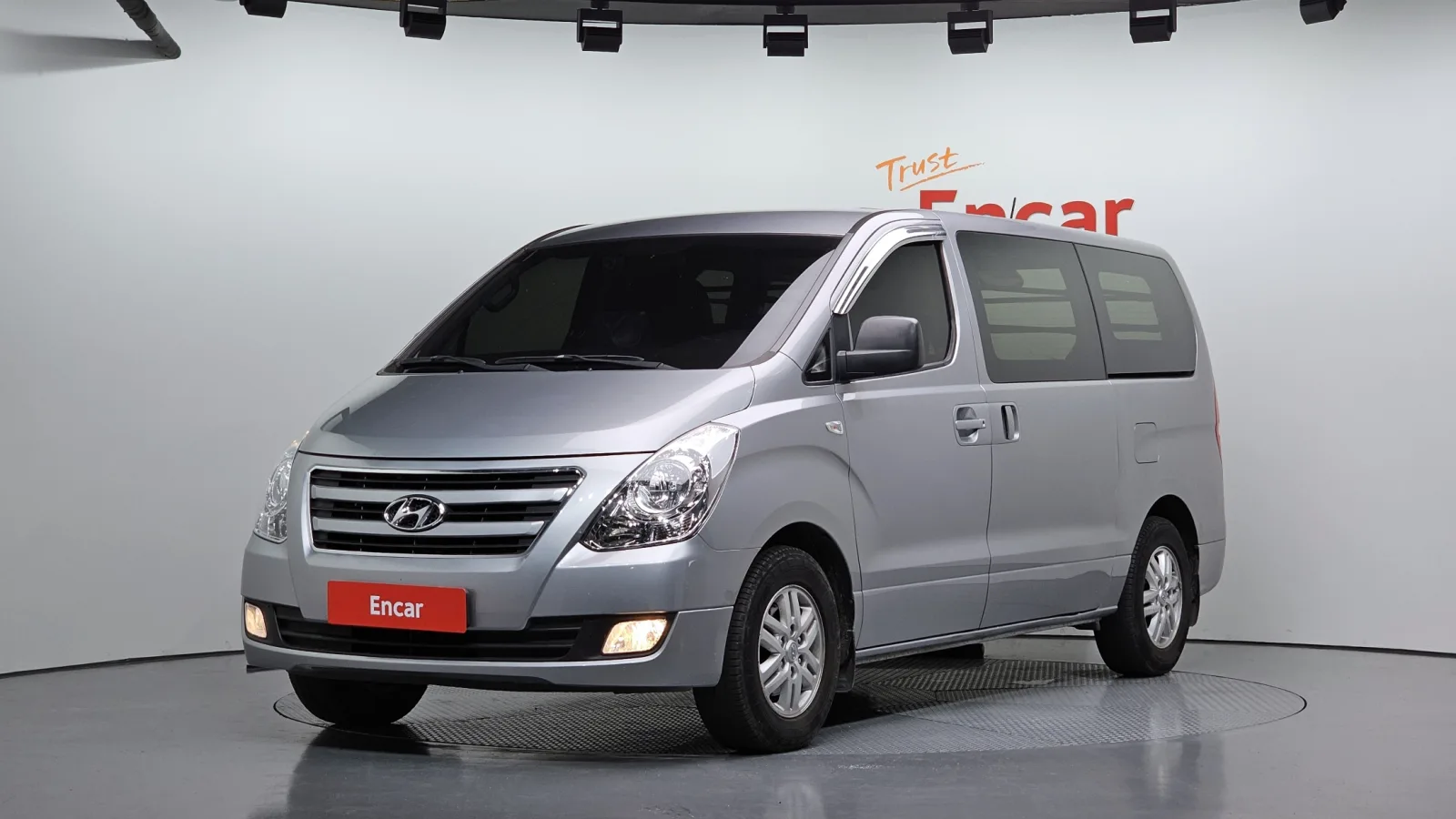 2018 Hyundai Starex