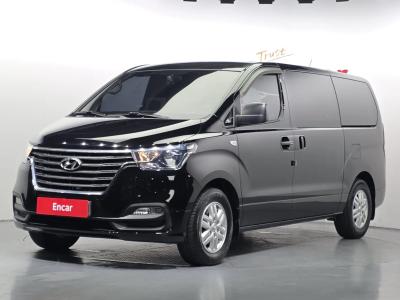 2018 Hyundai Starex