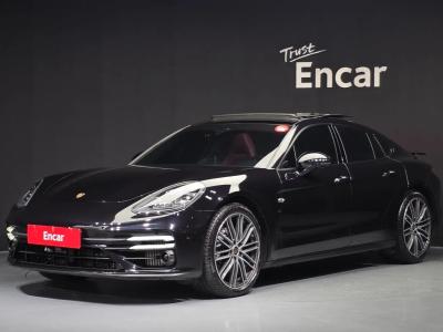 2021 Porsche Panamera