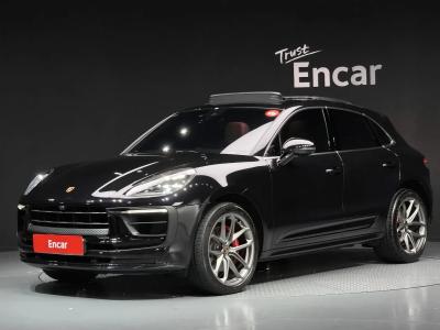 2022 Porsche Macan