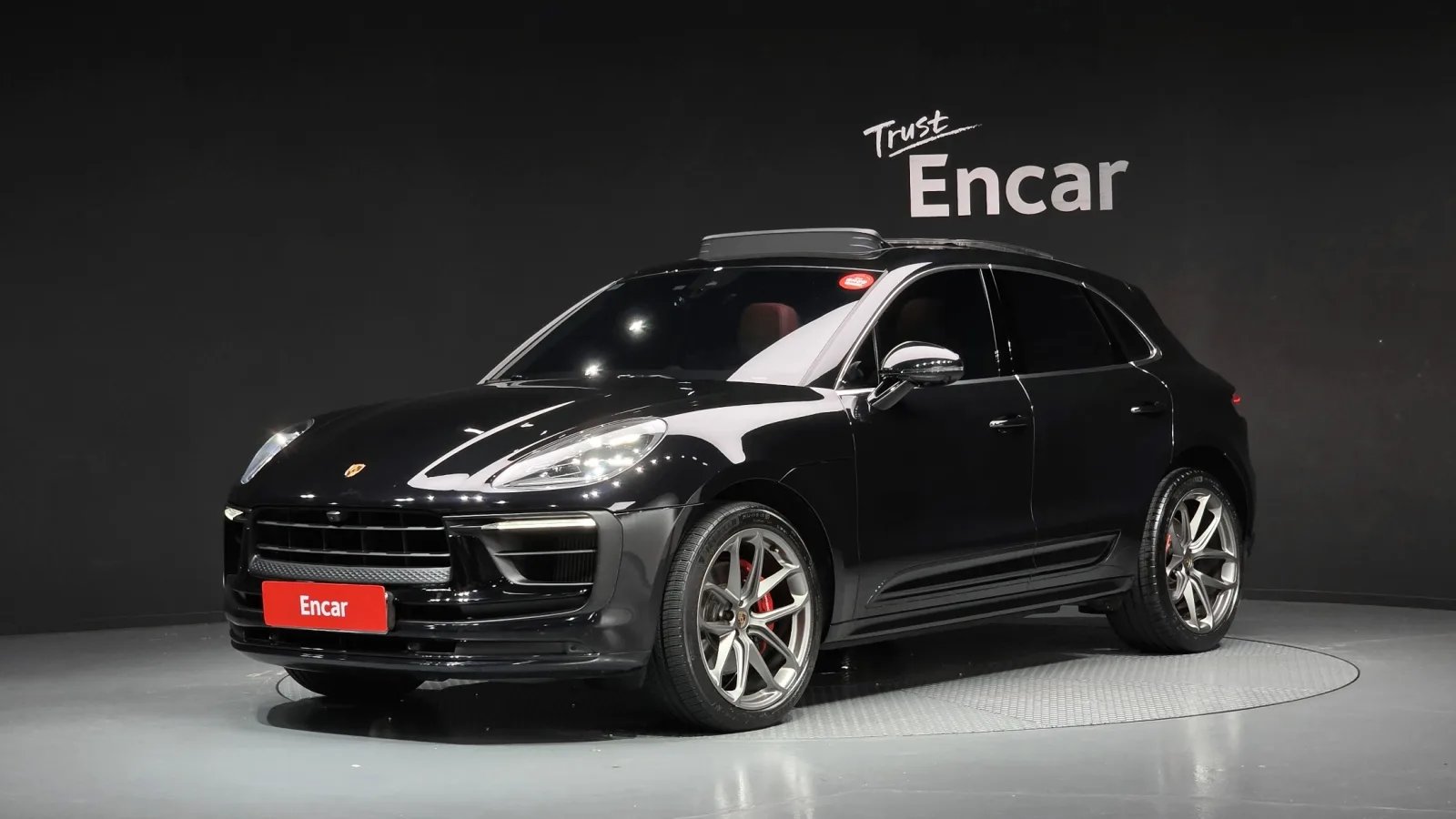 2022 Porsche Macan