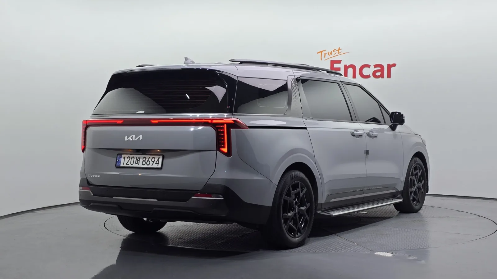 2025 Kia Carnival