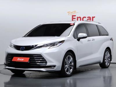 2023 Toyota Sienna