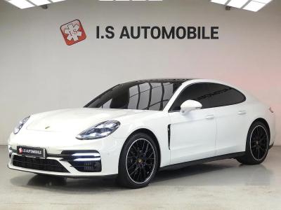 2021 Porsche Panamera