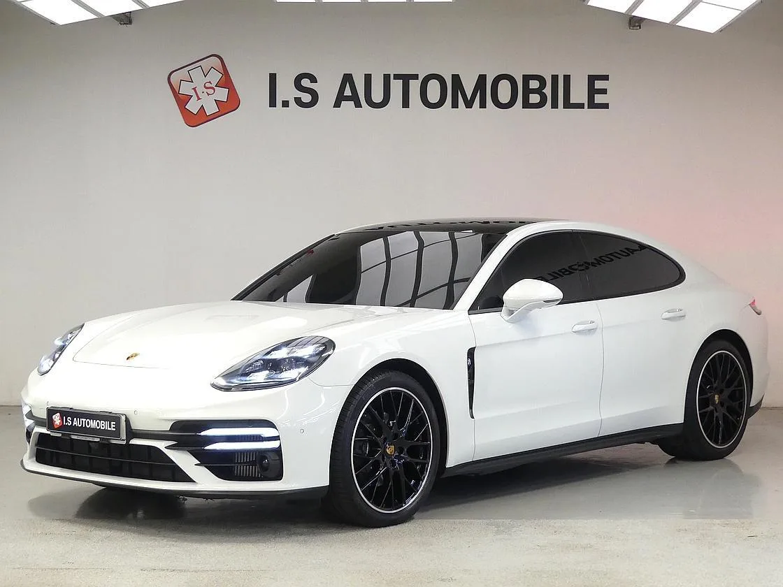 2021 Porsche Panamera