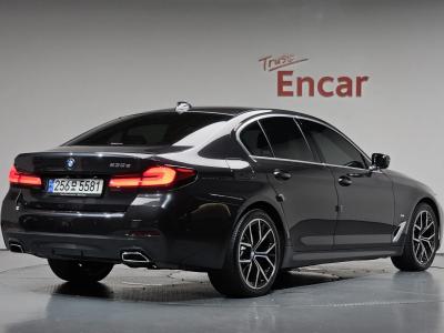 2021 BMW 5-Series