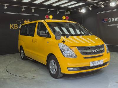 2014 Hyundai Starex