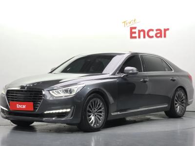 2018 Genesis EQ900