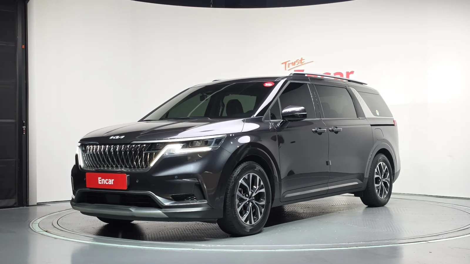 2023 Kia Carnival