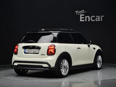2022 MINI Cooper