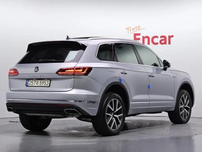 2021 Volkswagen Touareg