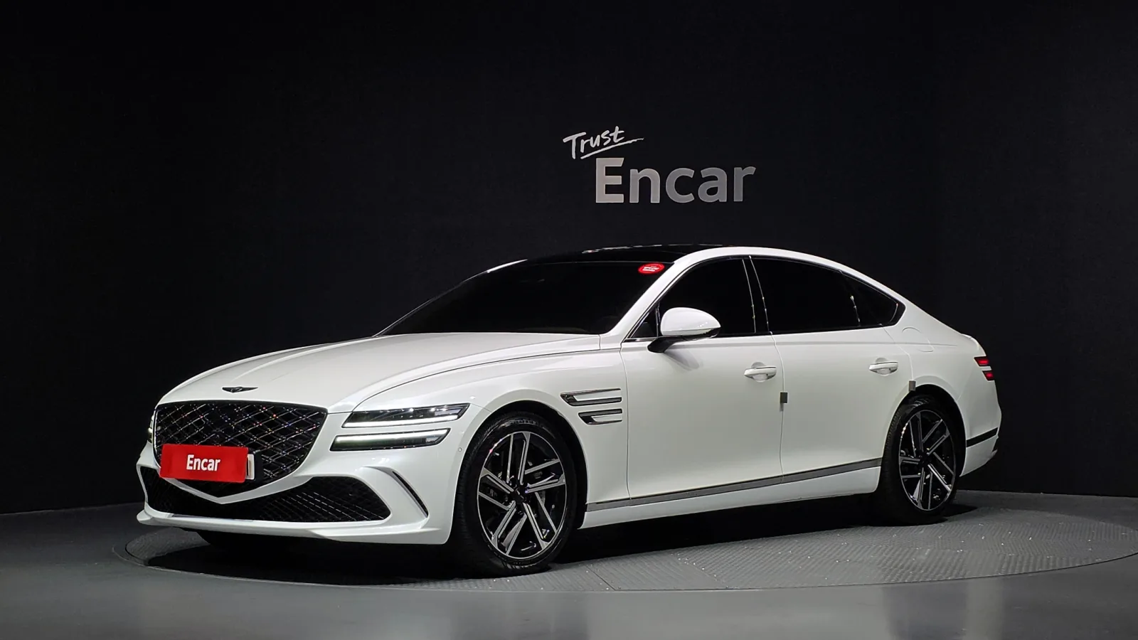 2025 Genesis G80