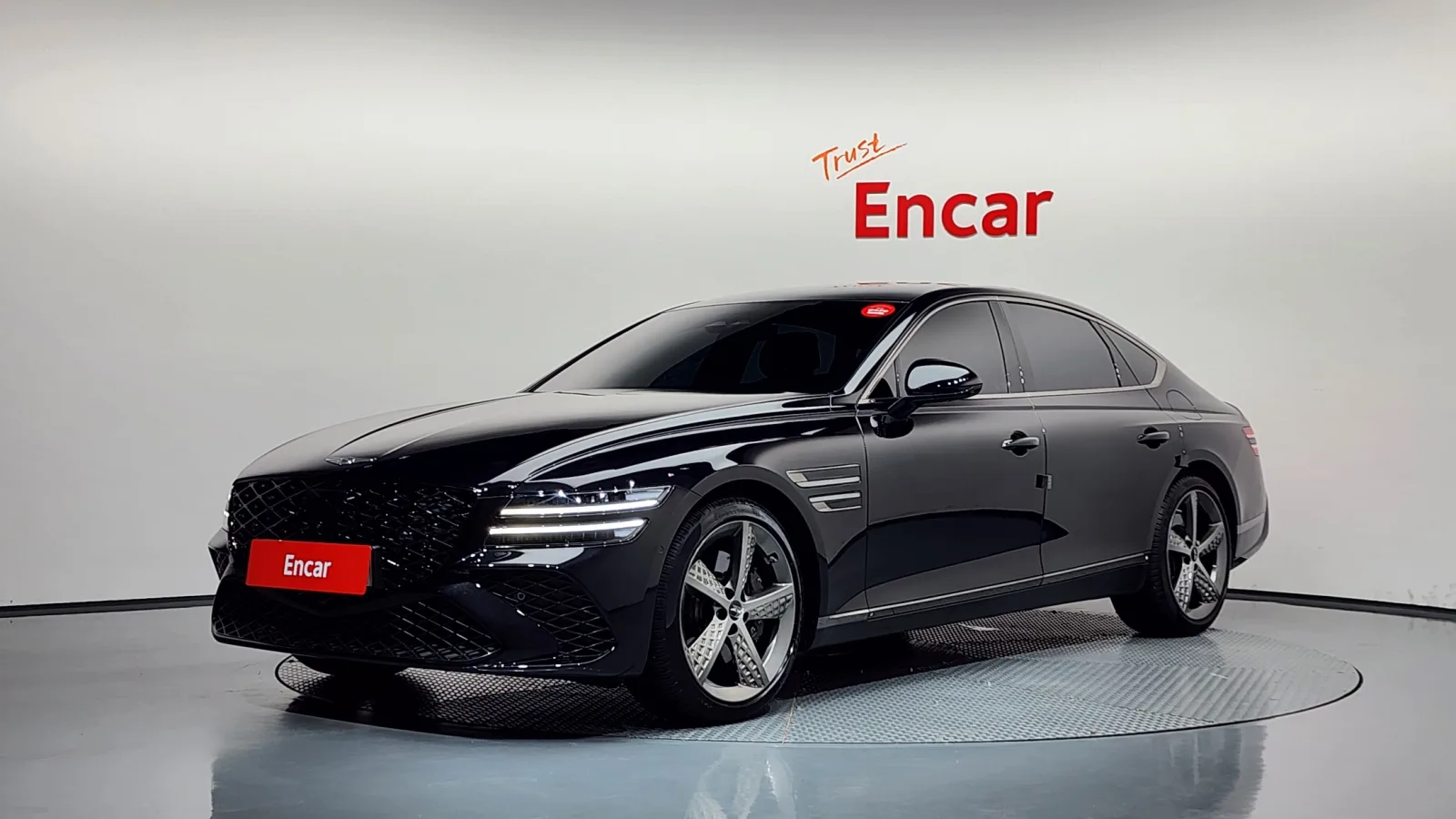 2025 Genesis G80