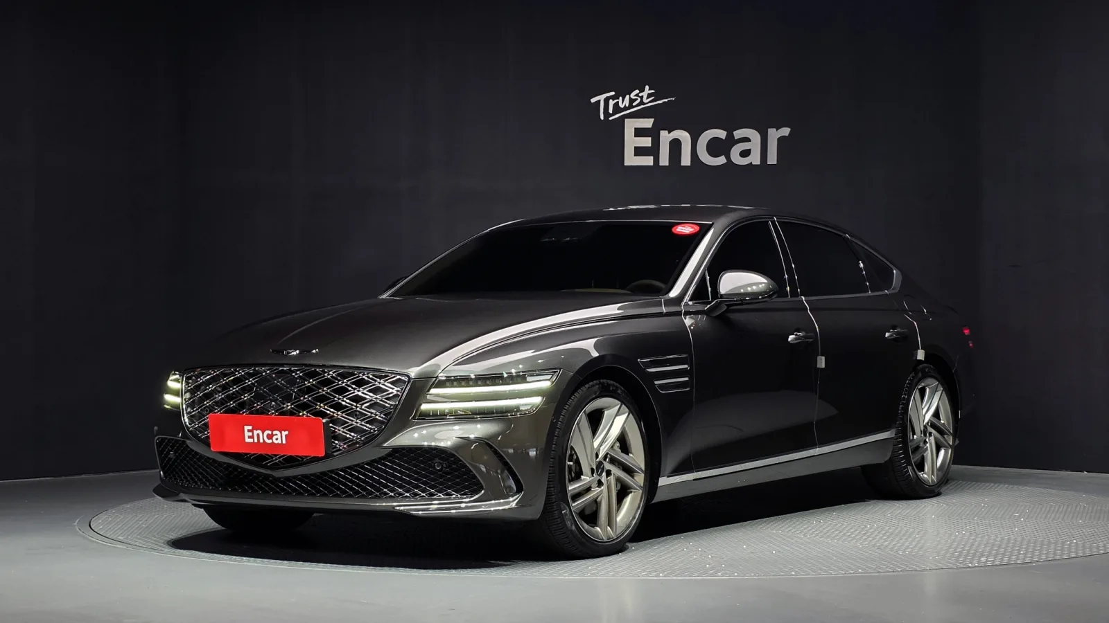 2025 Genesis G80