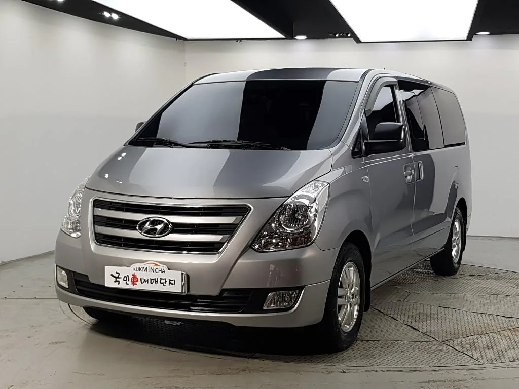 2016 Hyundai Starex