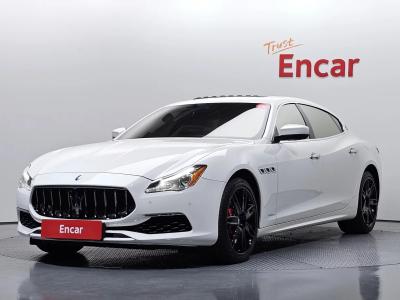 2017 Maserati Quattroporte