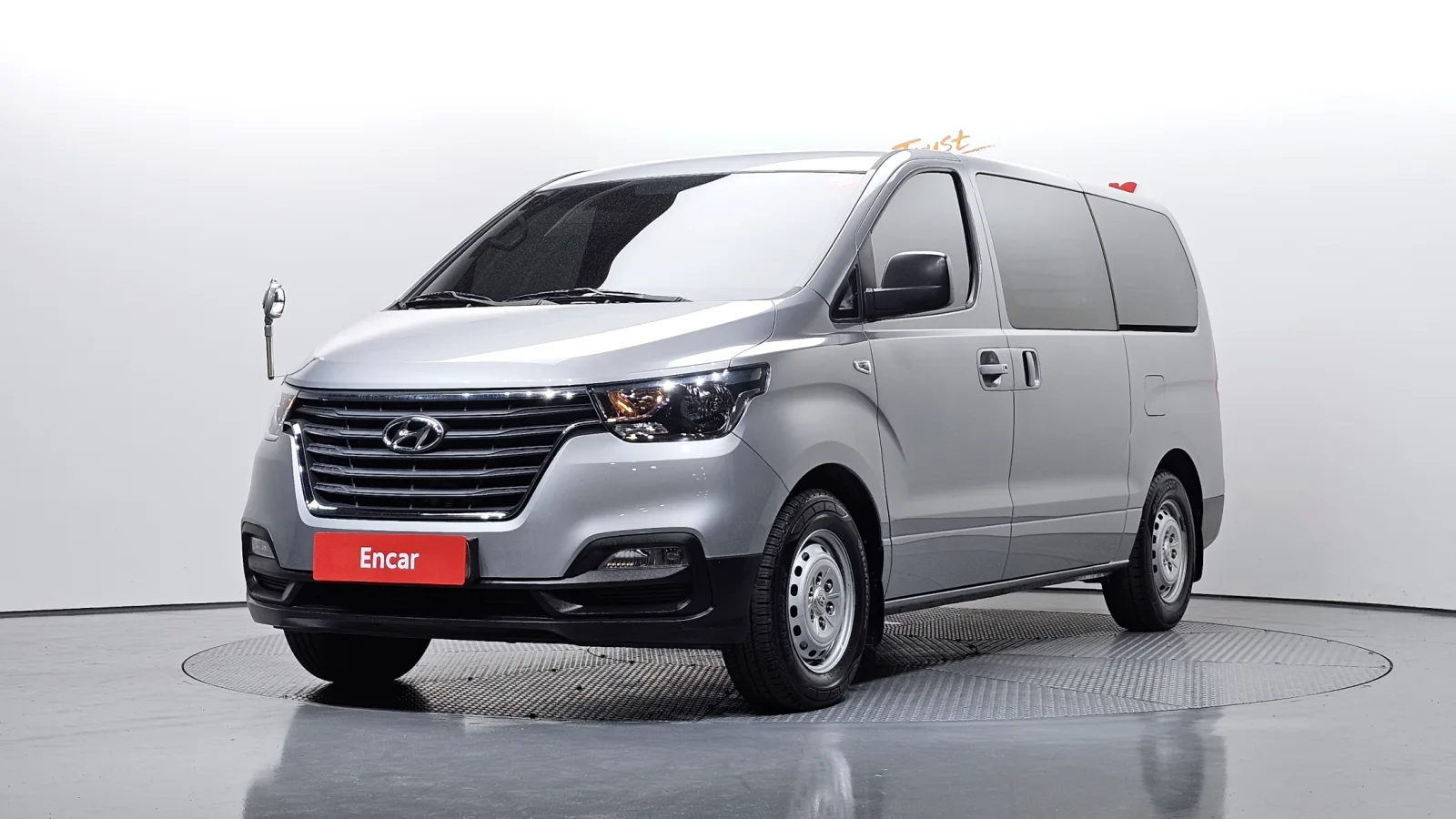 2021 Hyundai Starex