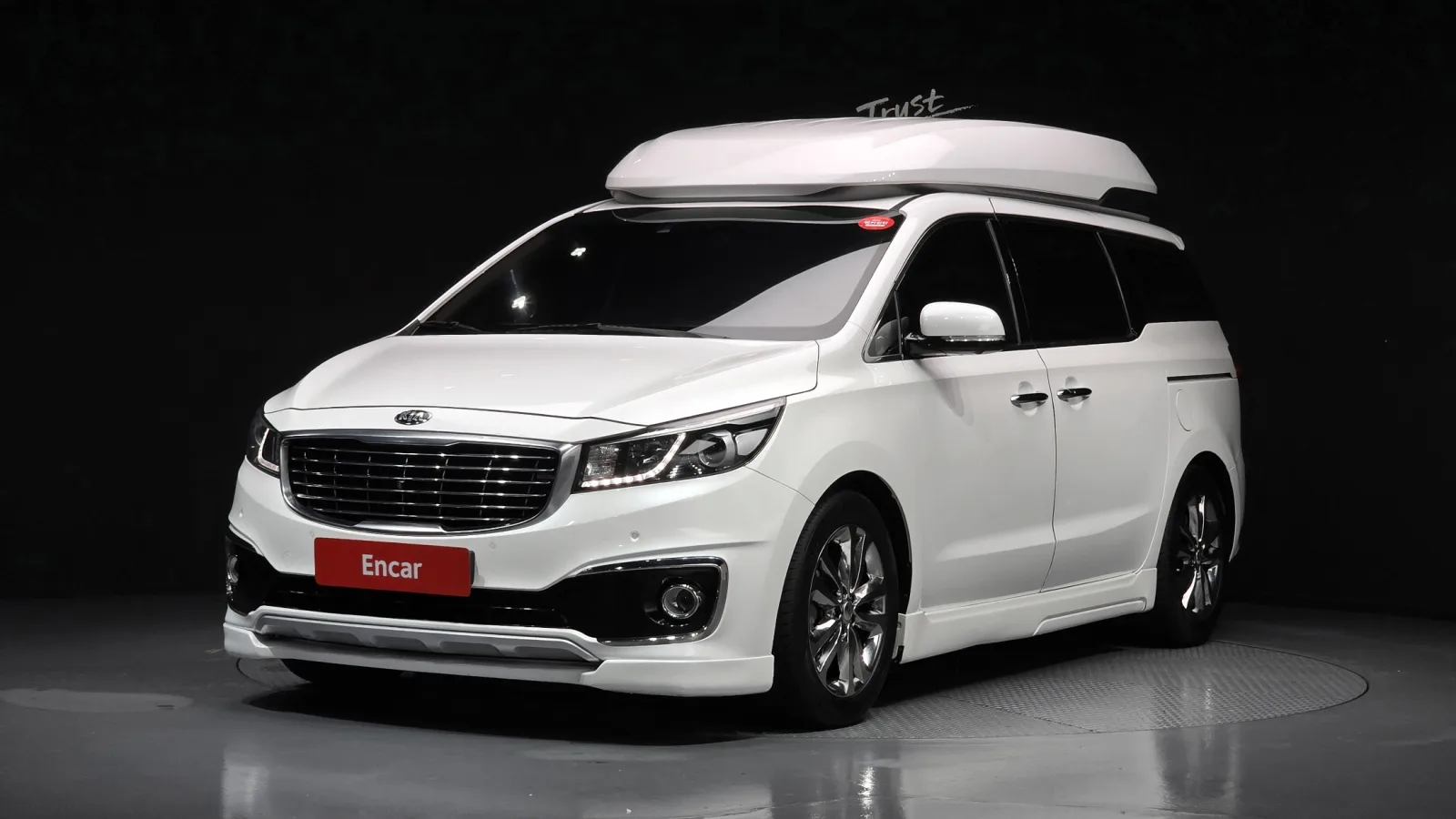 2016 Kia Carnival