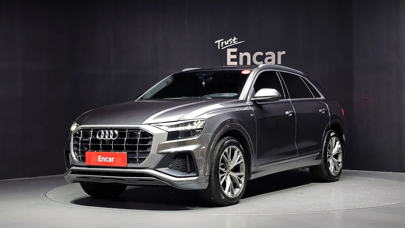 2020 Audi Q8