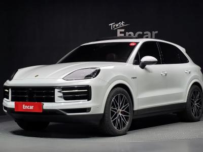2025 Porsche Cayenne