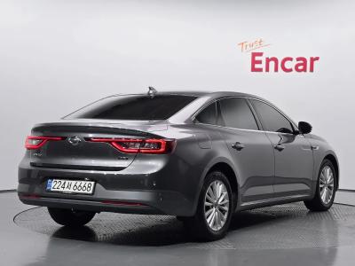 2016 Renault Korea SM6