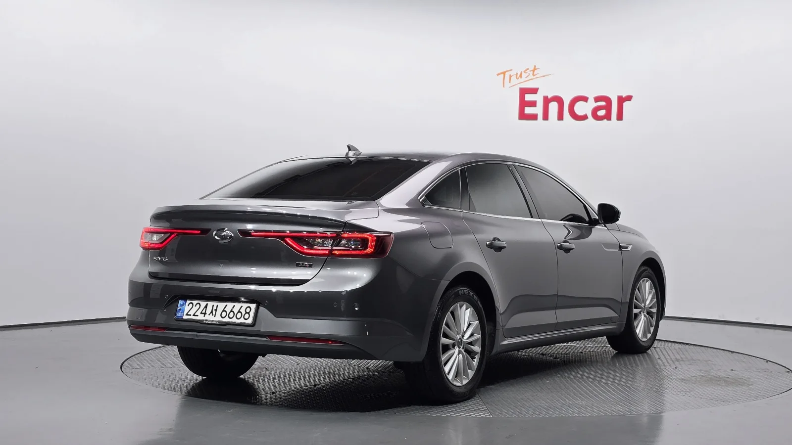 2016 Renault Korea SM6