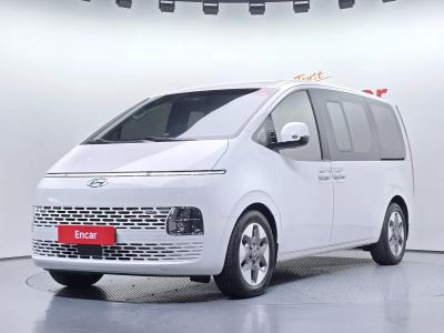 2023 Hyundai Staria