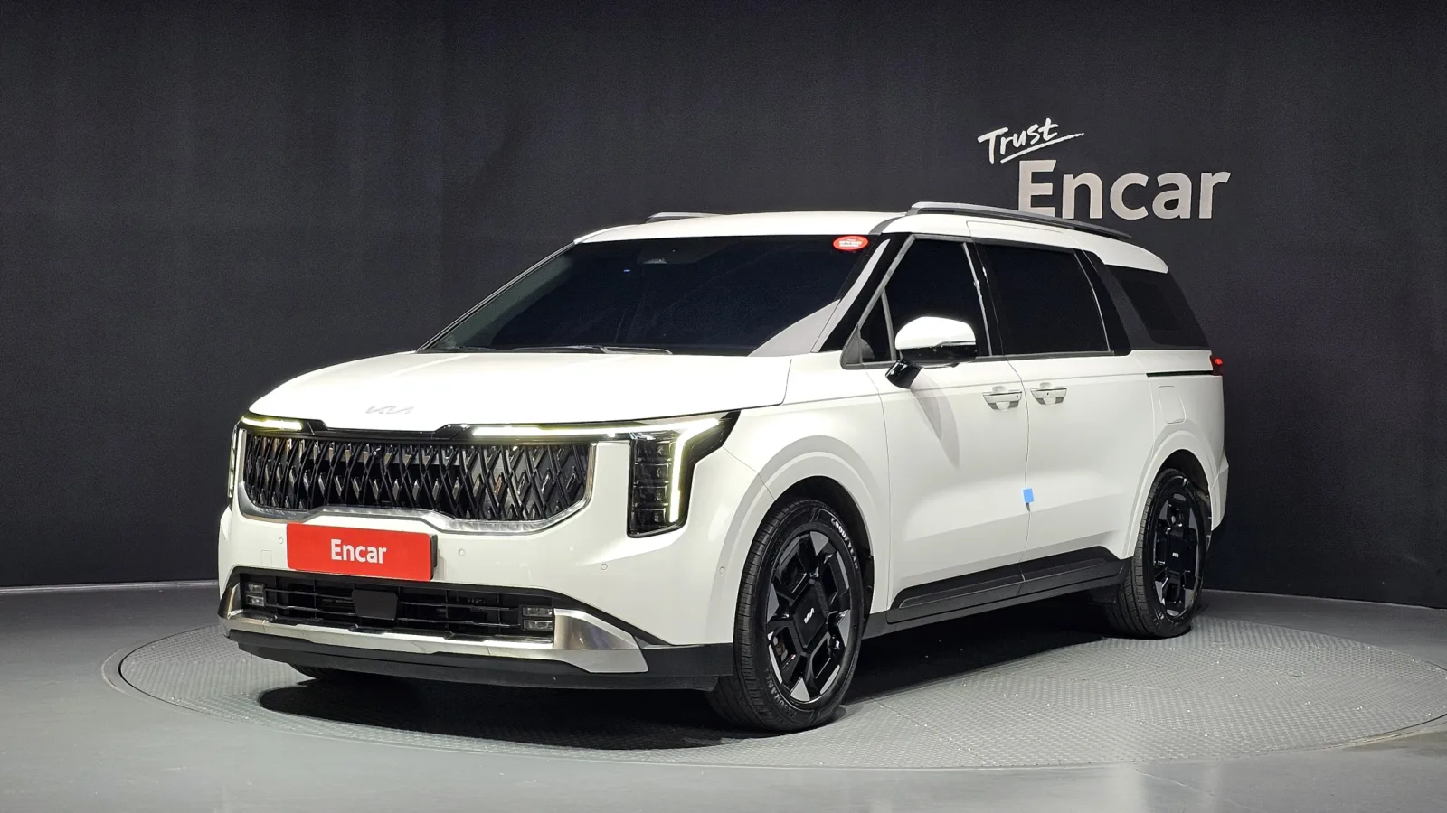 2025 Kia Carnival