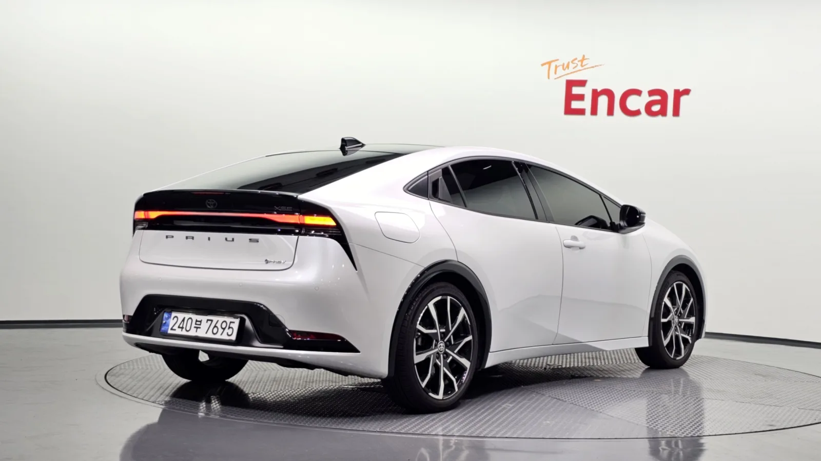 2024 Toyota Prius