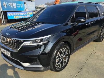 2023 Kia Carnival