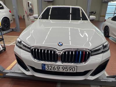 2022 BMW 5-Series