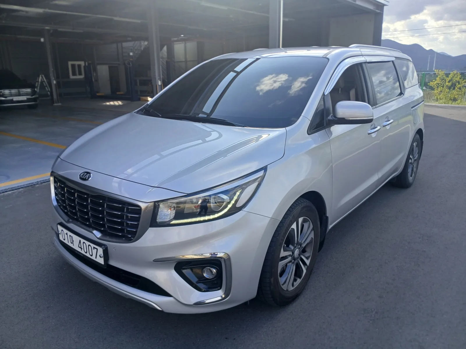 2019 Kia Carnival