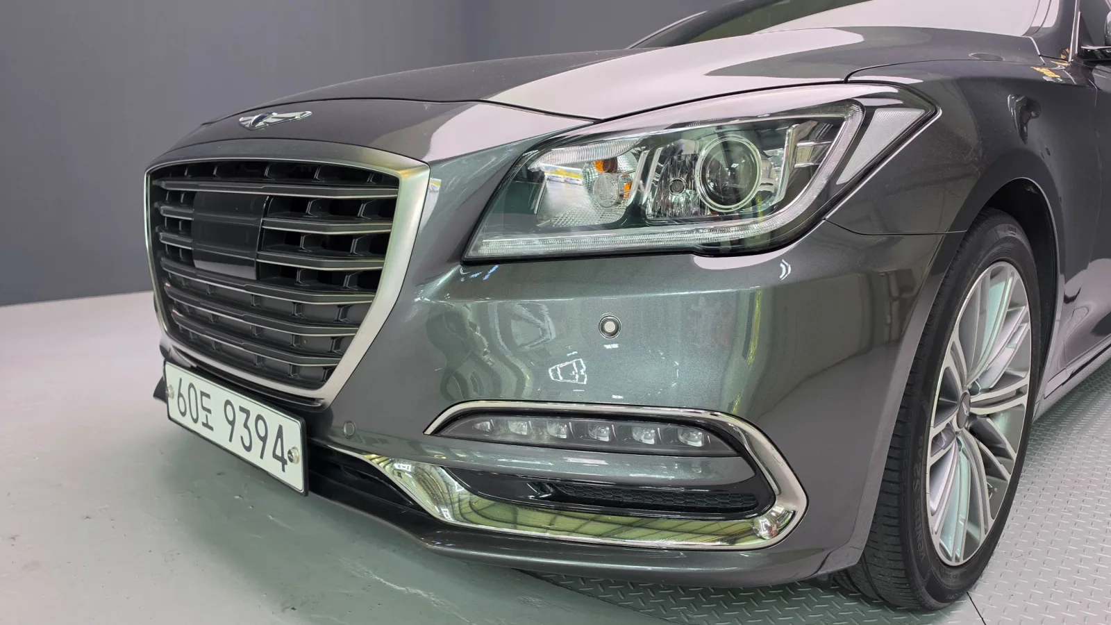 2017 Genesis G80