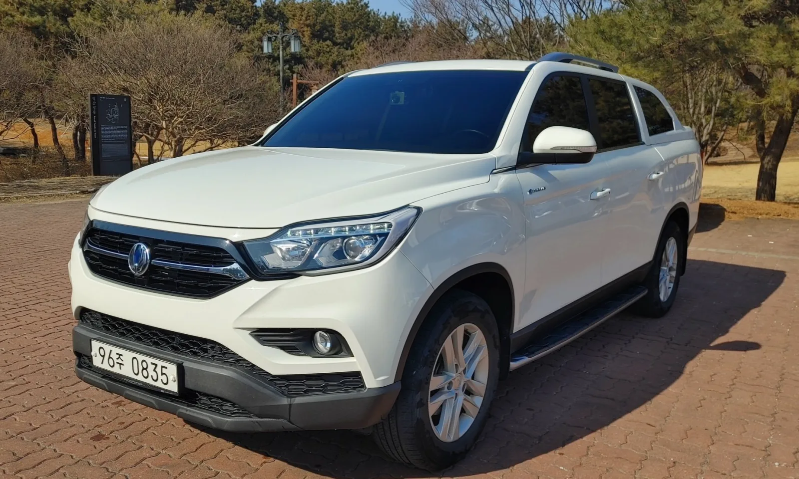 2019 KG Mobility Rexton