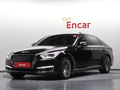 2018 Genesis EQ900